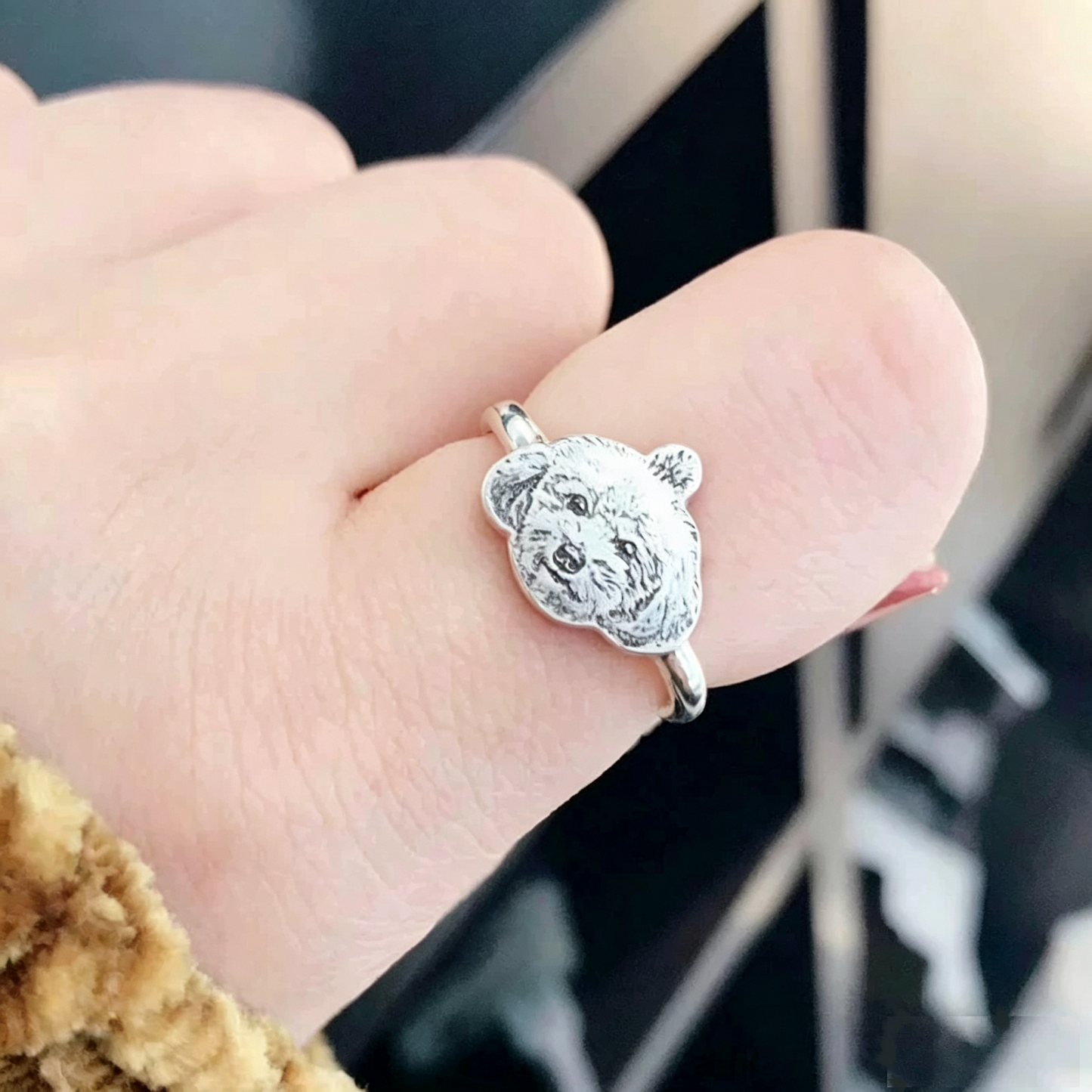 Custom Pet Portrait Engraved Silver Jewelry – Personalized Memorial Keepsake Rings, Bracelets, Earrings & Brooches