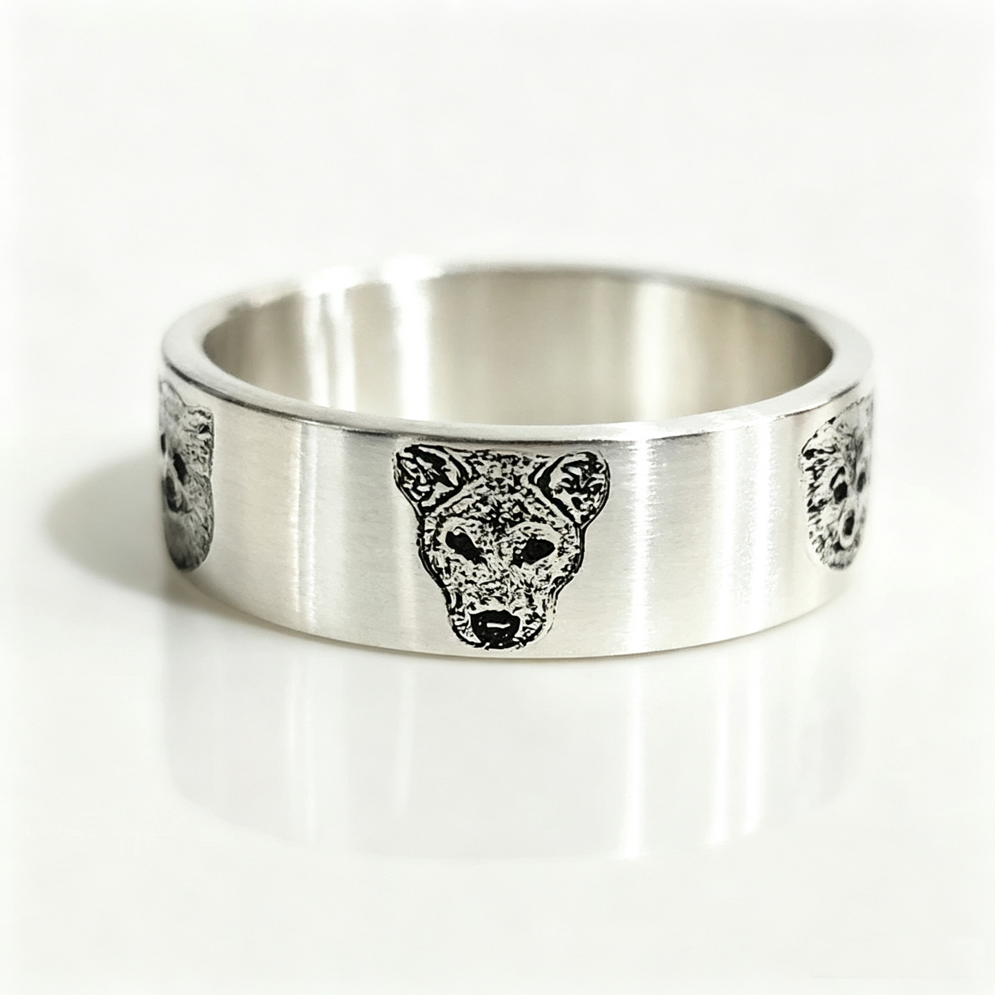 Custom Pet Portrait Engraved Silver Jewelry – Personalized Memorial Keepsake Rings, Bracelets, Earrings & Brooches